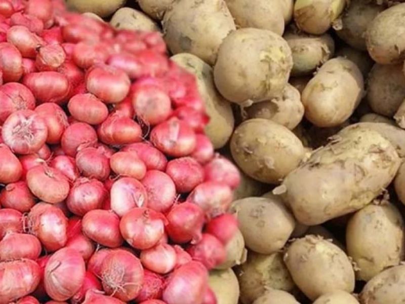 ভাঙছে আলু পেঁয়াজের সিন্ডিকেট!